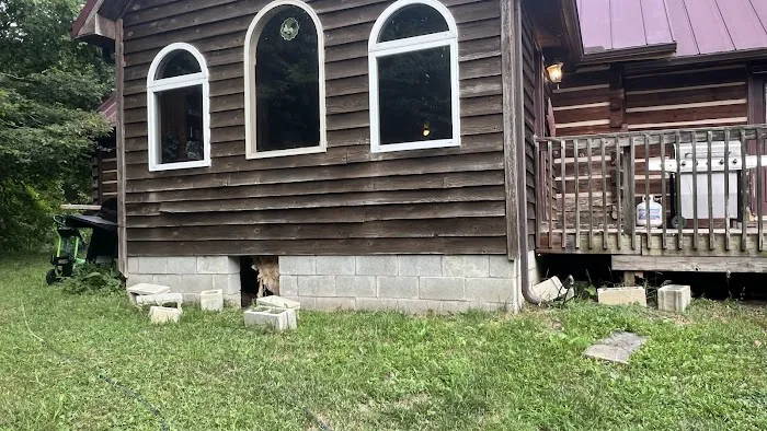 Peaceful-Get-Away Cabin Picture 9