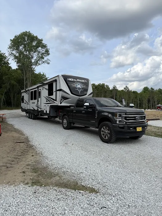 Sunny Days RV Park & Campground Picture 4