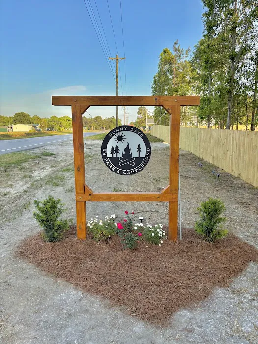 Sunny Days RV Park & Campground Picture 10