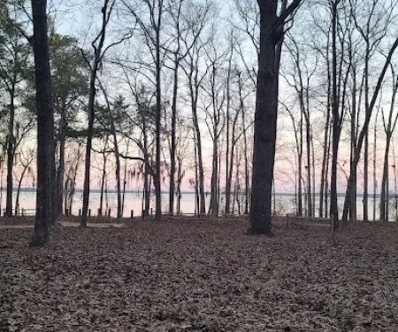 Lakeshore Campground