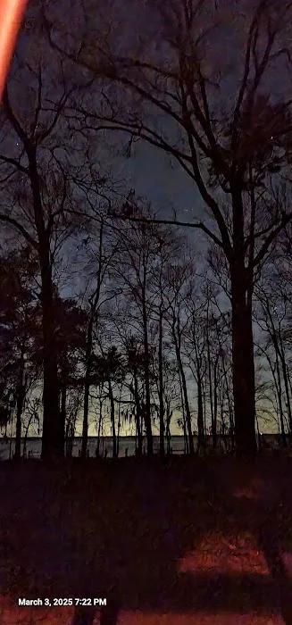 Lakeshore Campground Picture 7