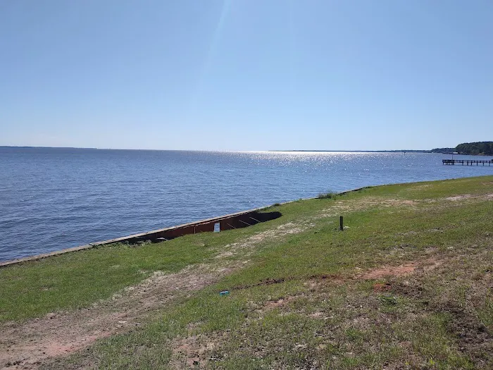 Mill Creek Marina and Campground Picture 9