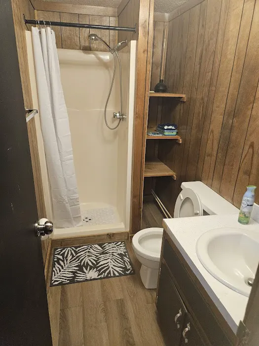 Kennedy's Apartment's & RV Park Picture 3