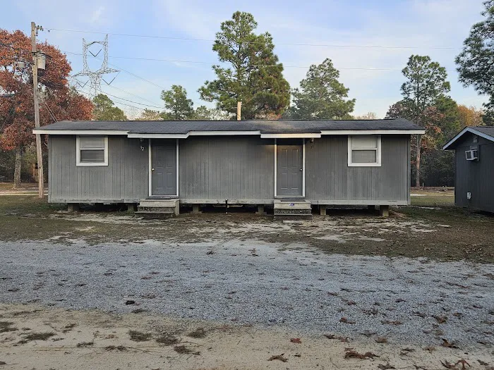 Kennedy's Apartment's & RV Park Picture 5