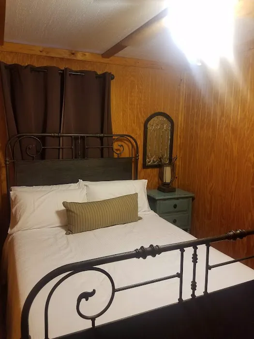 Pointes West Army Resort Picture 3