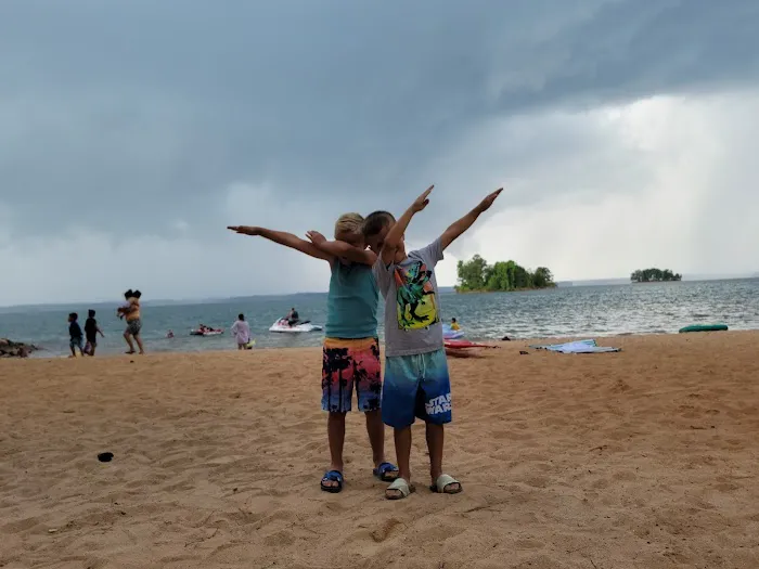 Singing Pines Picture 6