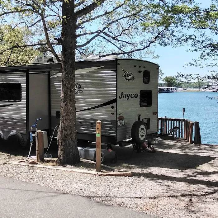 Hartwell Lakeside KOA Holiday Picture 8