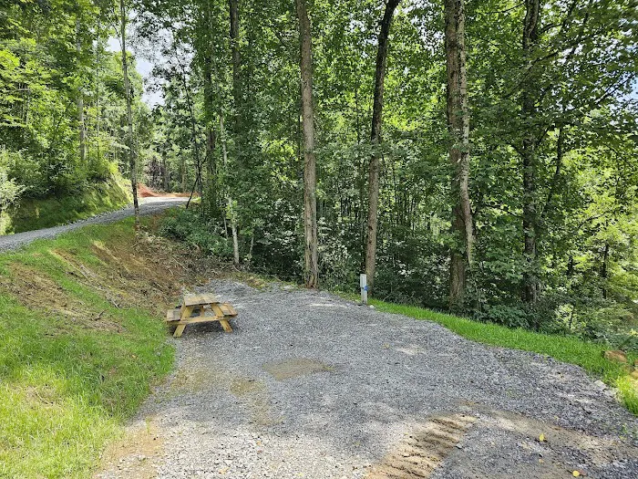 Hide Away Hill Acres Picture 1