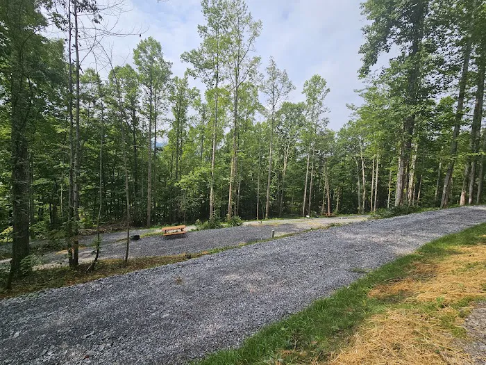 Hide Away Hill Acres Picture 6