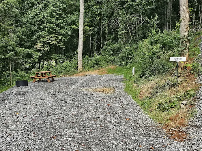 Hide Away Hill Acres Picture 9