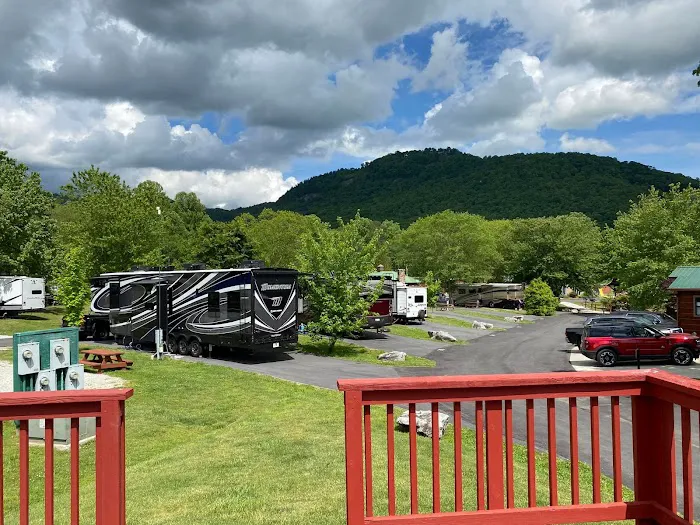 River Vista Picture 4