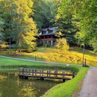 Log Cabin on 35 Acres ico