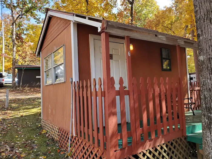 Fort Wilderness RV Park Picture 4