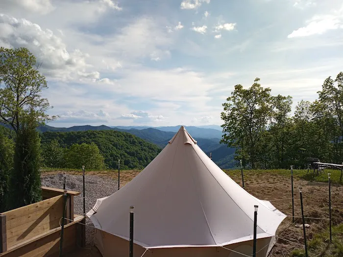 Soco Ridge Yurt Picture 6
