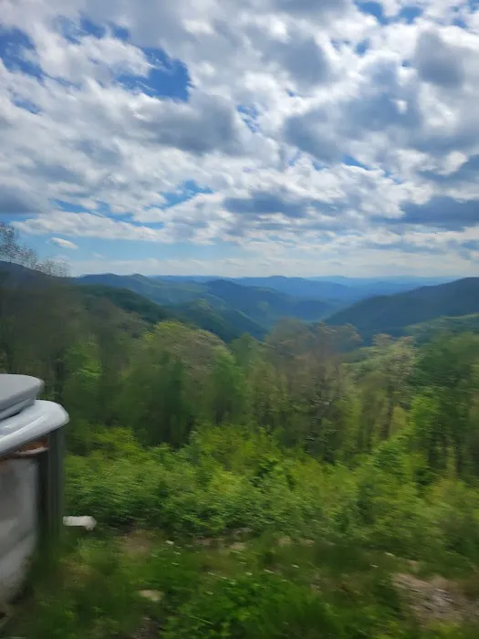 Soco Ridge Yurt Picture 8