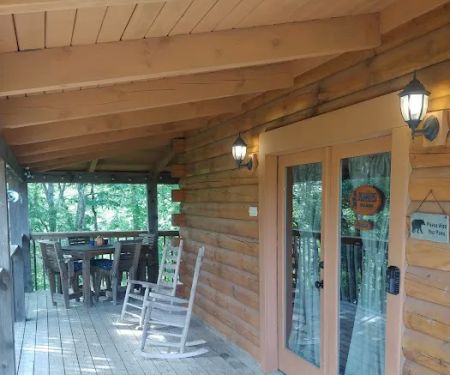 Doghouse In The Smokies