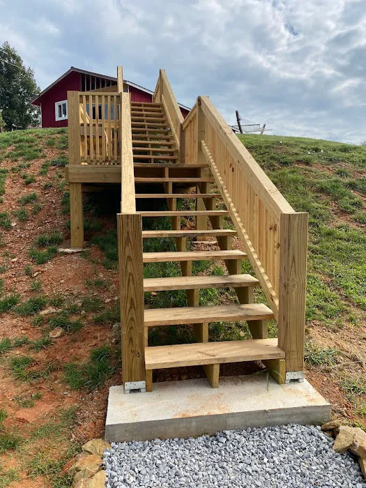 Smoky Hollow Outdoor Resort Picture 4