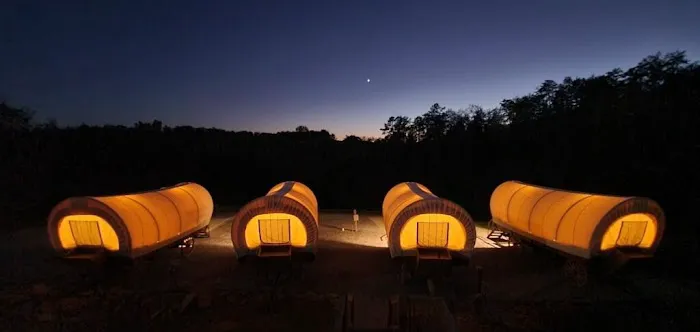 Smoky Hollow Outdoor Resort Picture 7