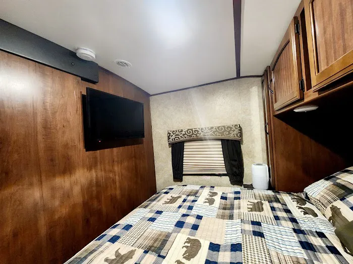 Cedar Creek Hideaway Picture 2
