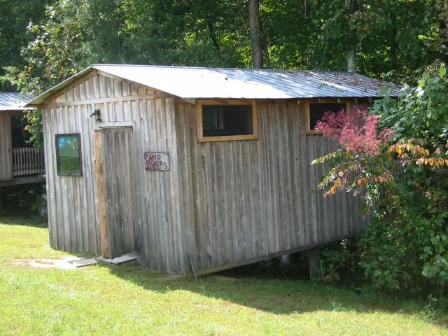 Falls Creek Cabins and Campgrounds Picture 5