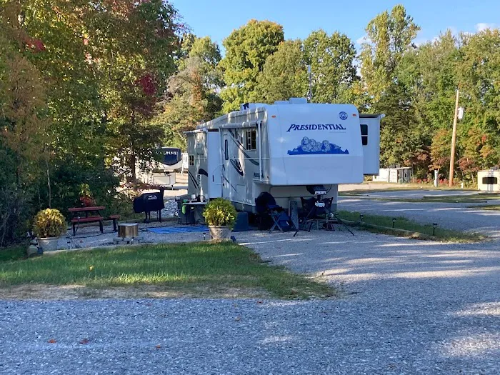 The Enclave RV Park Picture 4