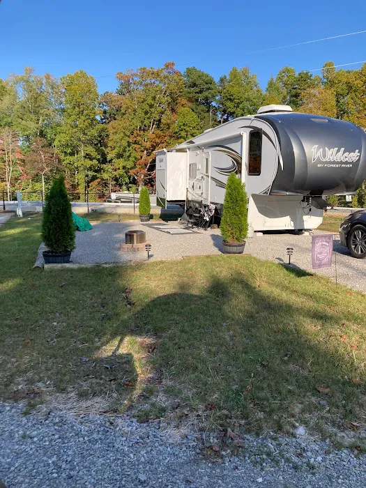 The Enclave RV Park Picture 6
