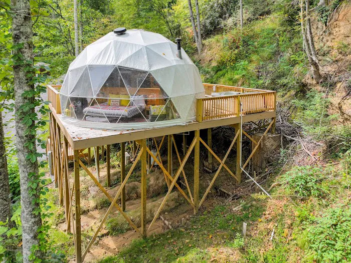 GLAMP Smoky Mountains Picture 4