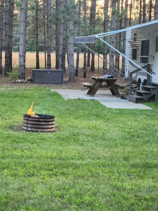 Loranger Pines RV Park Picture 4