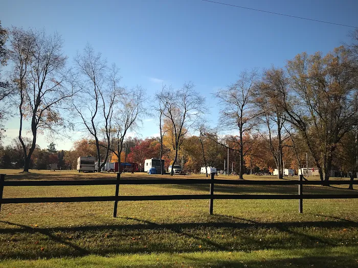 Harrison RV Family Campground Picture 9