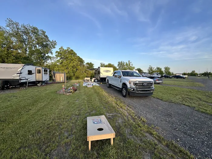 Bird Creek RV Resort Picture 7