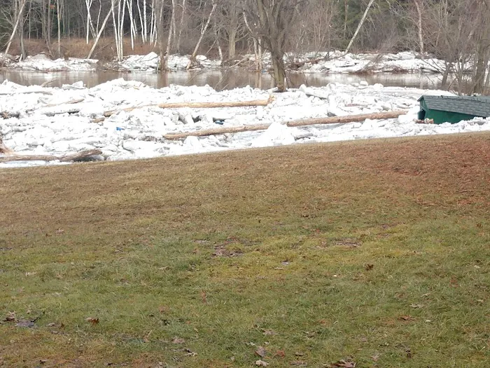 Crystal Creek Campground Picture 4