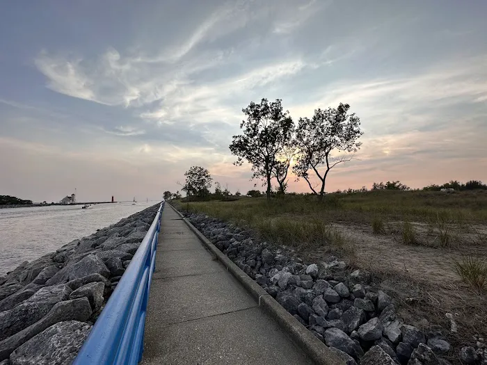 Muskegon State Park Channel Campground Picture 1