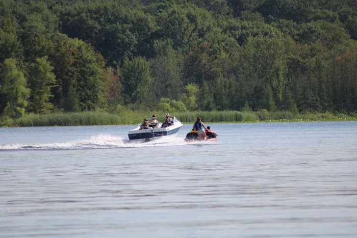 Diamond Lake County Park Picture 5