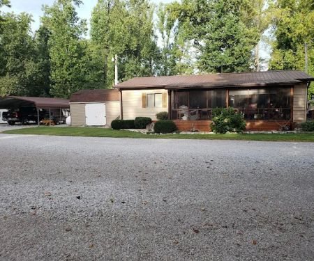 Holiday Rest Campground