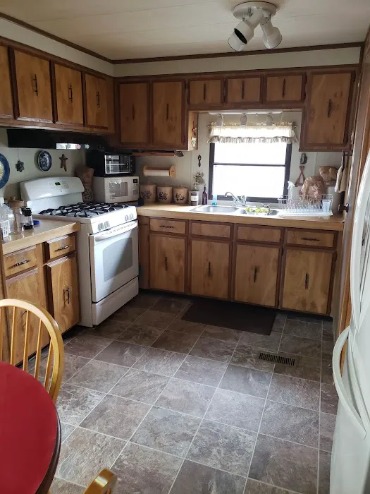 Holiday Rest Campground Picture 3