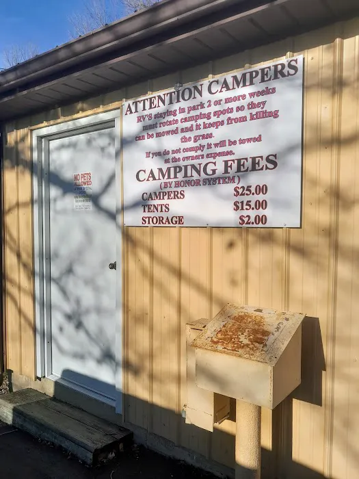 Section 600 Camping Picture 4