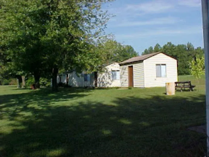 Glenn Wood Hills Picture 3