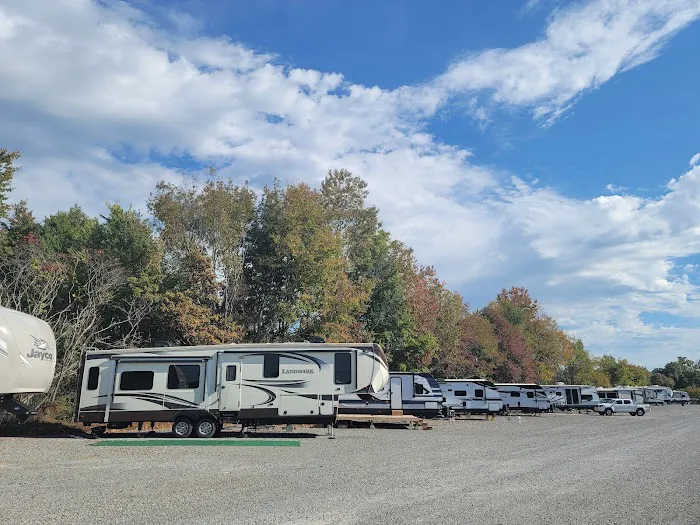 Cumberland Miles Campground & RV Park Picture 2