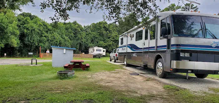 Bells Marina Campground Picture 4