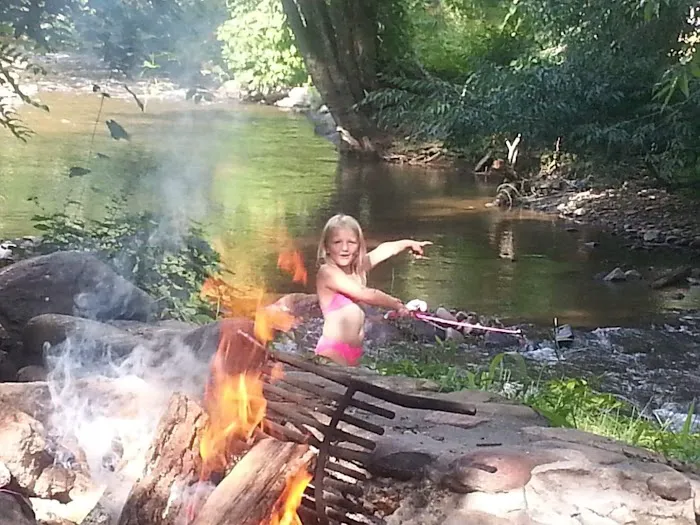 Cherokee Campground & Craig's Cabins Picture 7