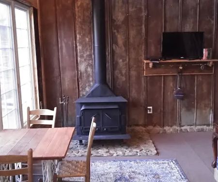 Wattle and Daub/ Jake's Place in the Smokies