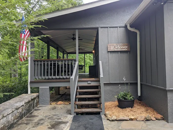 Tucked Away Cottage Picture 1