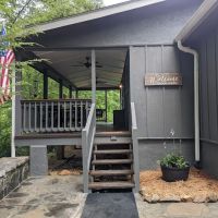 Tucked Away Cottage ico