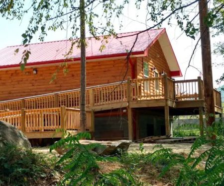 Grumpy Bear Campground & Gem Mine