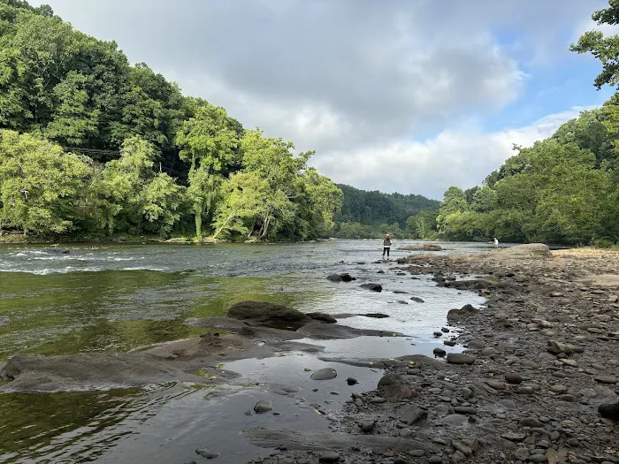 Grumpy Bear Campground & Gem Mine Picture 4