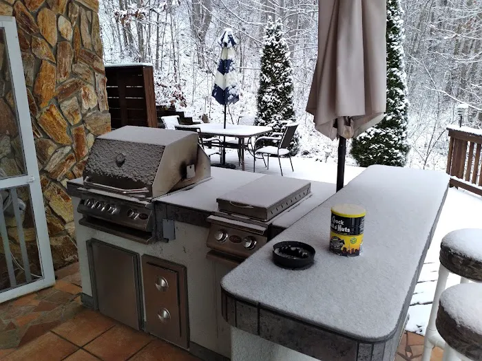 Bear Bottoms Chalet Picture 7