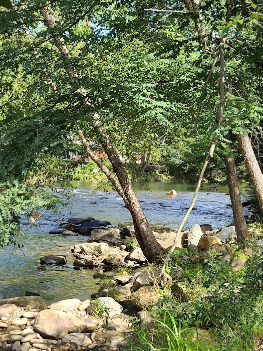 Bradley's Campground & Cabins Picture 1