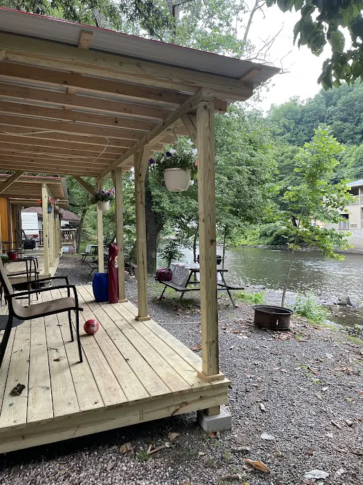 Bradley's Campground & Cabins Picture 8