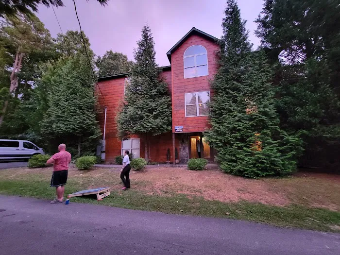Big Bear Lodge Picture 1
