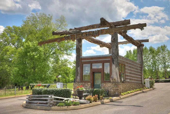 The Dell Motorcoach Resort Picture 3